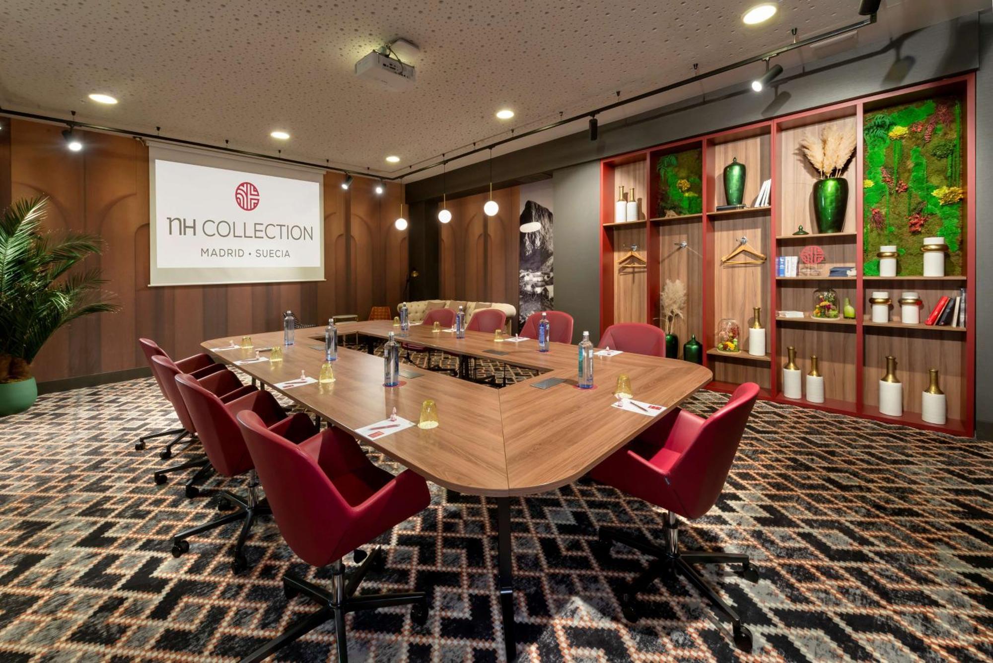 เอ็นเอช คอลเลคชัน มาดริด ซูเอเซีย Hotel ภายนอก รูปภาพ Meeting room at TH Collection