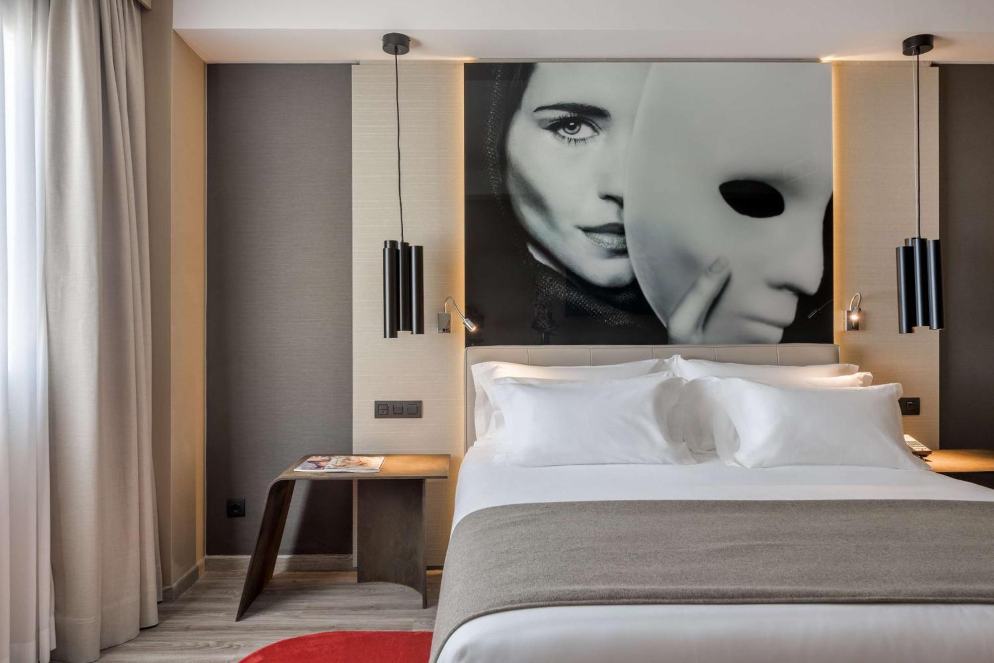 เอ็นเอช คอลเลคชัน มาดริด ซูเอเซีย Hotel ภายนอก รูปภาพ Deluxe room